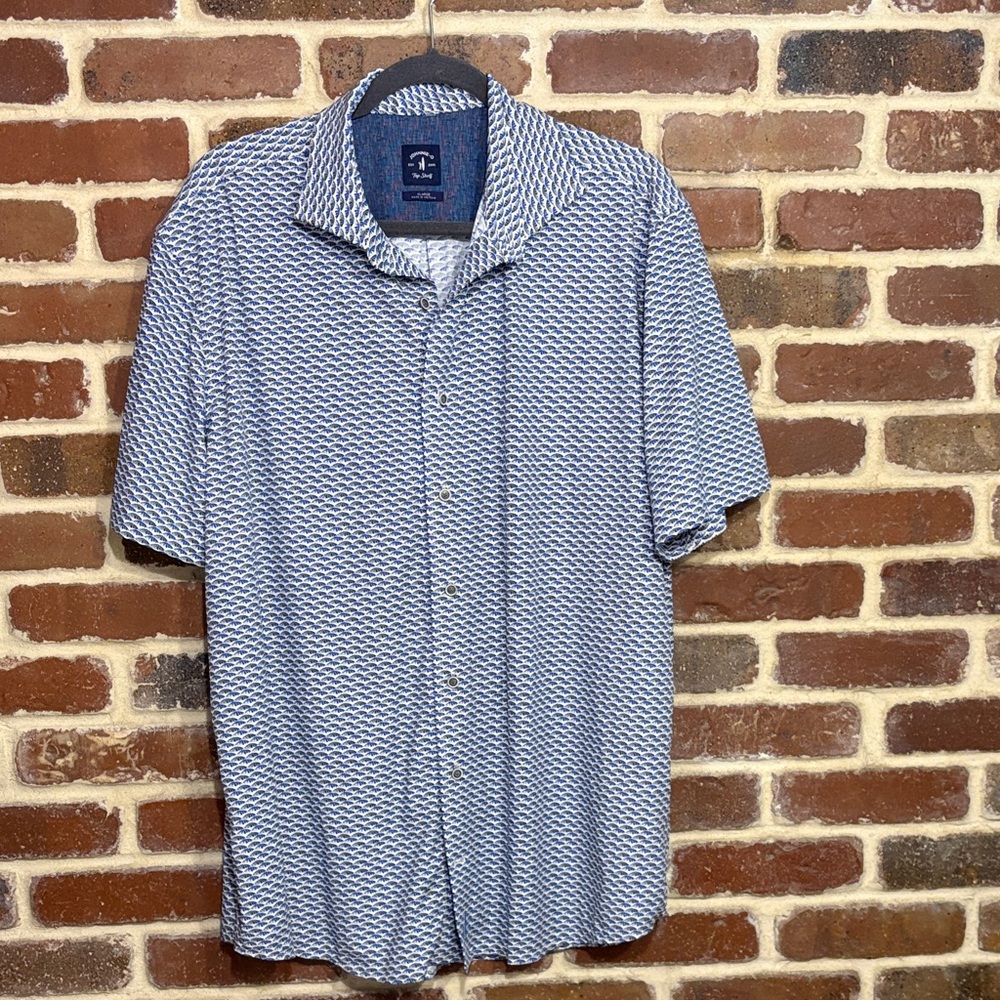 johnnie-O Navy and White Casual Button Down Shirt Top Shelf size x-large